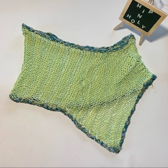 HANDMADE KNIT WRAPS AND SCARVES NOT SO MYSTERY BOX - Picture 7 of 10